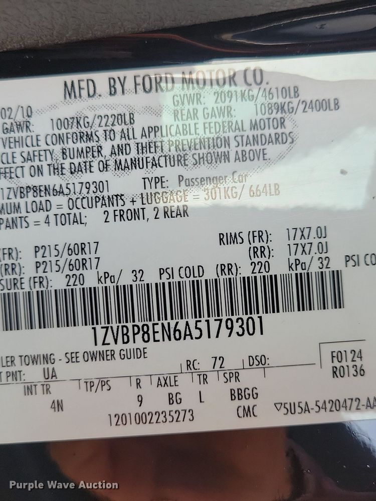 image for item LC9853 2010 Ford Mustang convertible