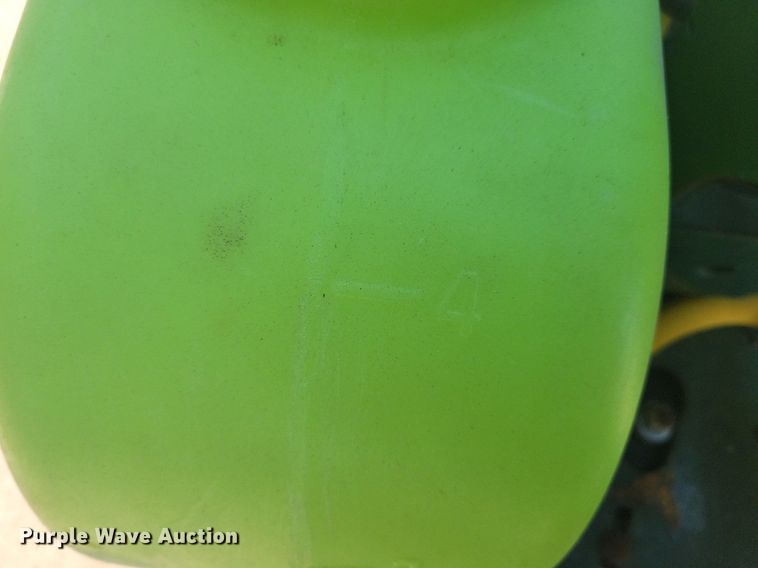 image for item LD9036 Turfco T1000 applicator