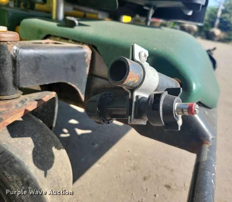 image for item LD9036 Turfco T1000 applicator