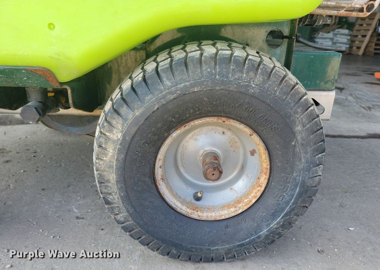 image for item LD9036 Turfco T1000 applicator