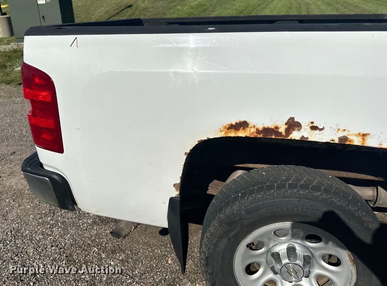 image for item LR9348 2010 Chevrolet Silverado 1500 pickup truck