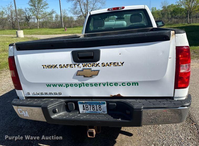 image for item LR9348 2010 Chevrolet Silverado 1500 pickup truck