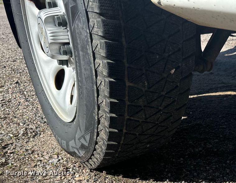 image for item LR9348 2010 Chevrolet Silverado 1500 pickup truck