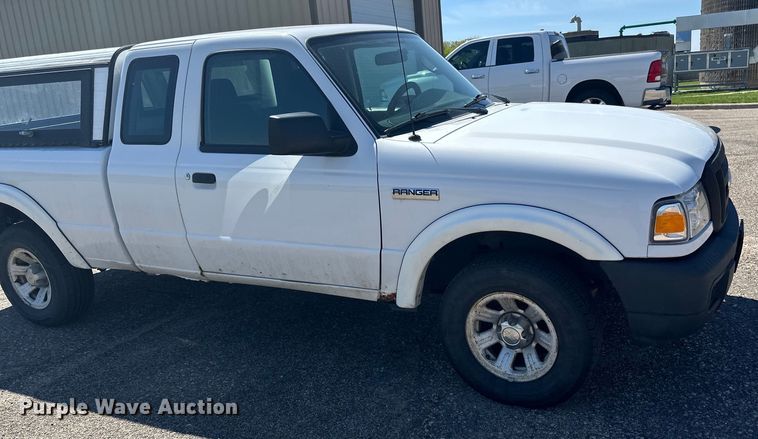 image for item LR9349 2006 Ford  Ranger SuperCab pickup truck