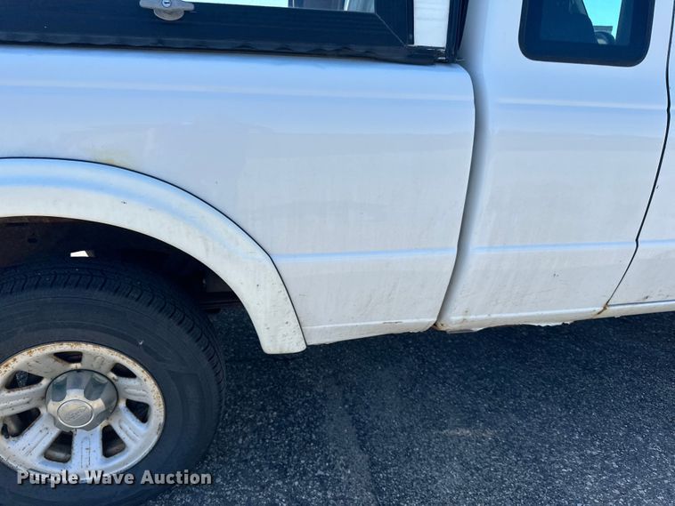 image for item LR9349 2006 Ford  Ranger SuperCab pickup truck