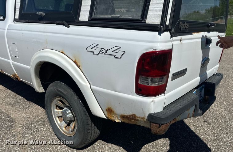 image for item LR9349 2006 Ford  Ranger SuperCab pickup truck