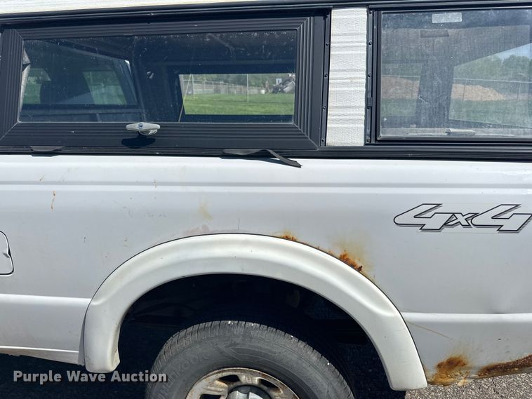 image for item LR9349 2006 Ford  Ranger SuperCab pickup truck