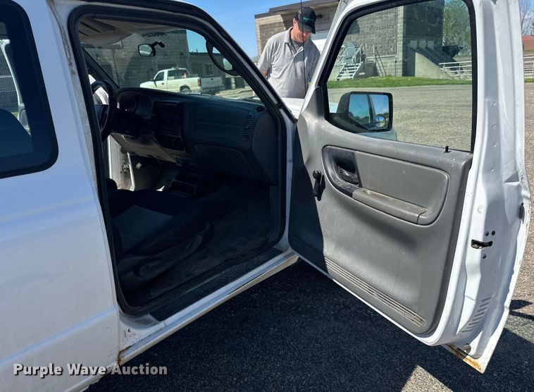 image for item LR9349 2006 Ford  Ranger SuperCab pickup truck