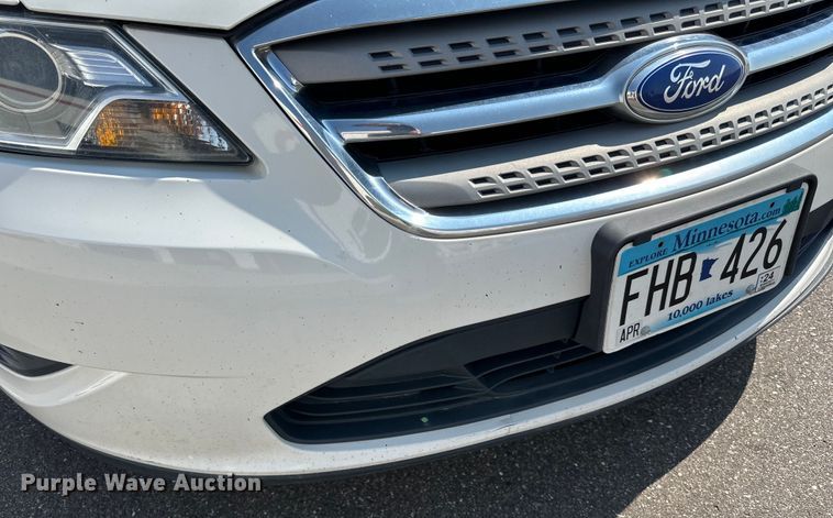 image for item LR9361 2012 Ford  Taurus 