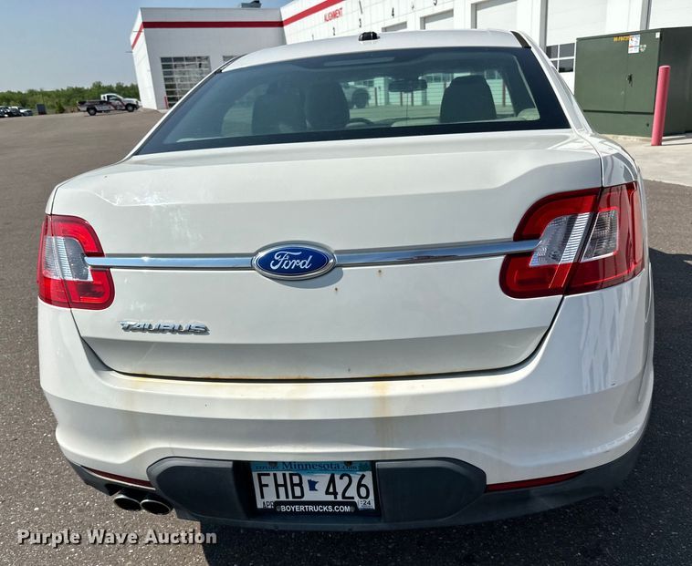 image for item LR9361 2012 Ford  Taurus 