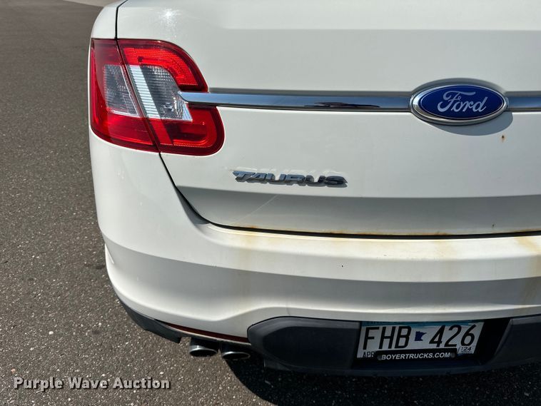 image for item LR9361 2012 Ford  Taurus 