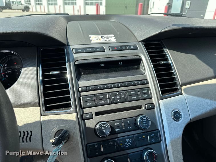 image for item LR9361 2012 Ford  Taurus 