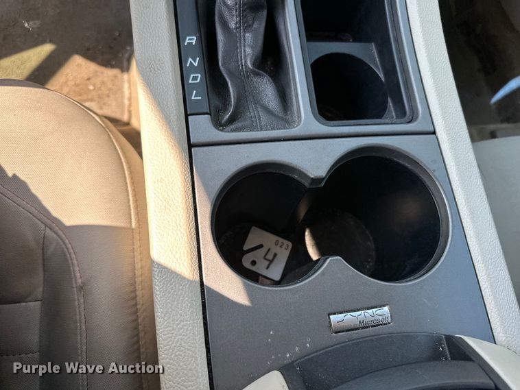 image for item LR9361 2012 Ford  Taurus 