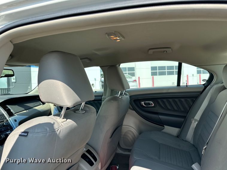 image for item LR9361 2012 Ford  Taurus 