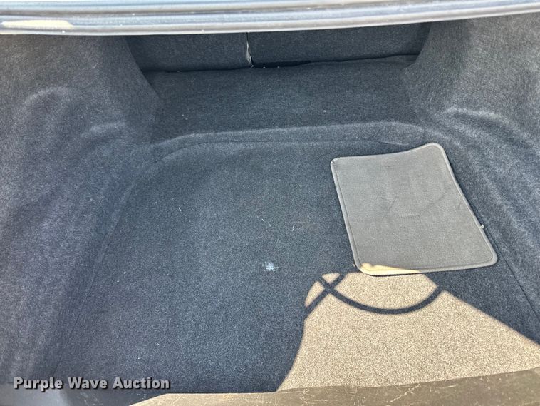 image for item LR9361 2012 Ford  Taurus 