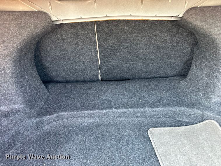 image for item LR9361 2012 Ford  Taurus 