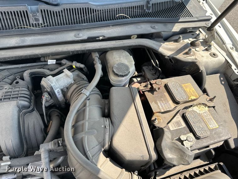 image for item LR9361 2012 Ford  Taurus 