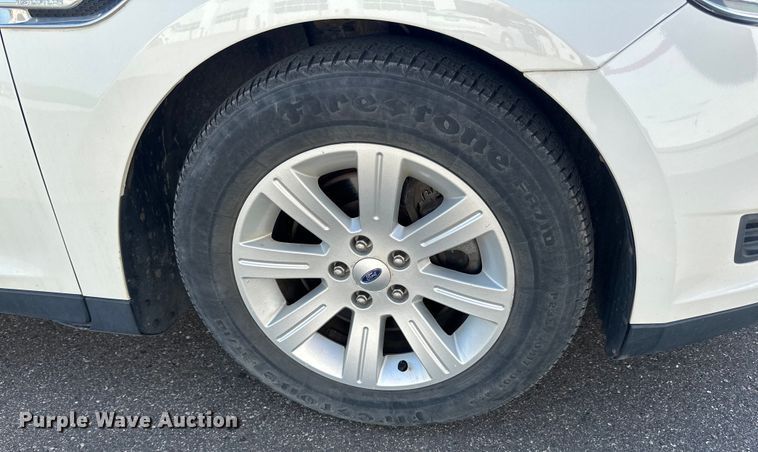 image for item LR9361 2012 Ford  Taurus 