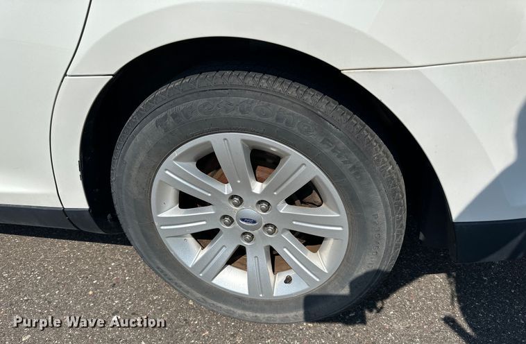 image for item LR9361 2012 Ford  Taurus 