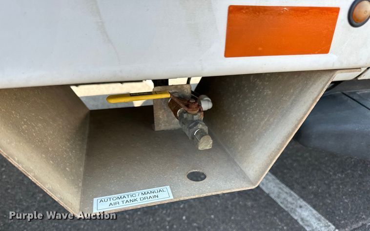 image for item LR9362 2008 Ford  F450 Super Duty fiber optic splicing truck