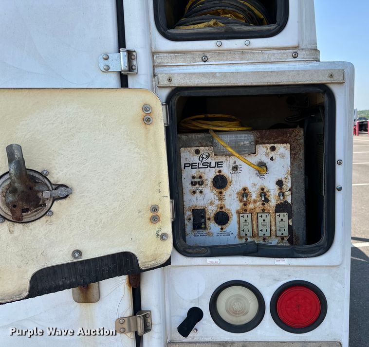 image for item LR9362 2008 Ford  F450 Super Duty fiber optic splicing truck