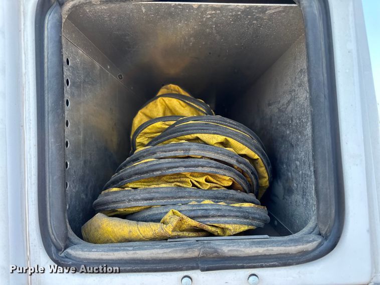 image for item LR9362 2008 Ford  F450 Super Duty fiber optic splicing truck