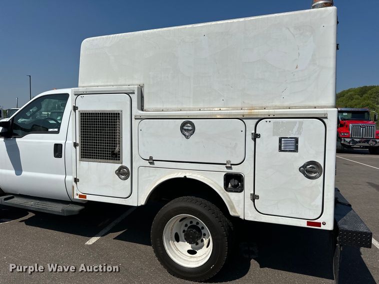 image for item LR9362 2008 Ford  F450 Super Duty fiber optic splicing truck