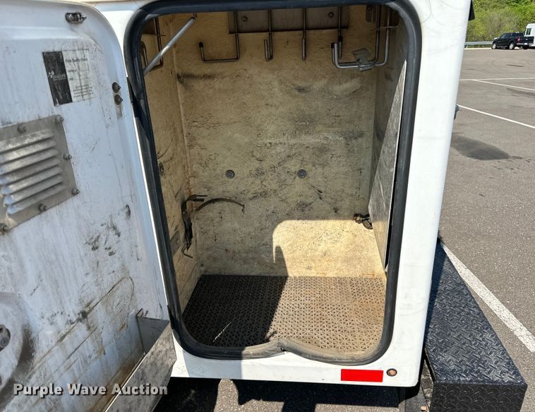 image for item LR9362 2008 Ford  F450 Super Duty fiber optic splicing truck