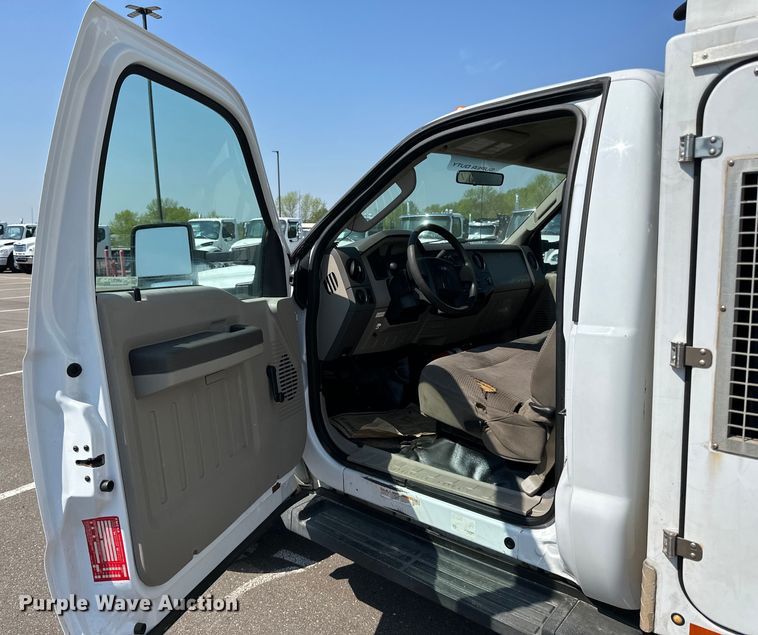 image for item LR9362 2008 Ford  F450 Super Duty fiber optic splicing truck