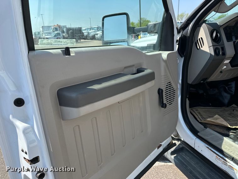 image for item LR9362 2008 Ford  F450 Super Duty fiber optic splicing truck