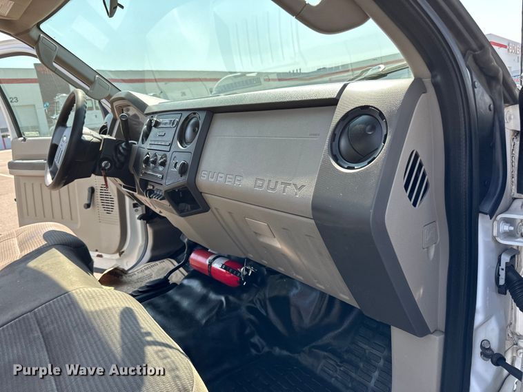 image for item LR9362 2008 Ford  F450 Super Duty fiber optic splicing truck