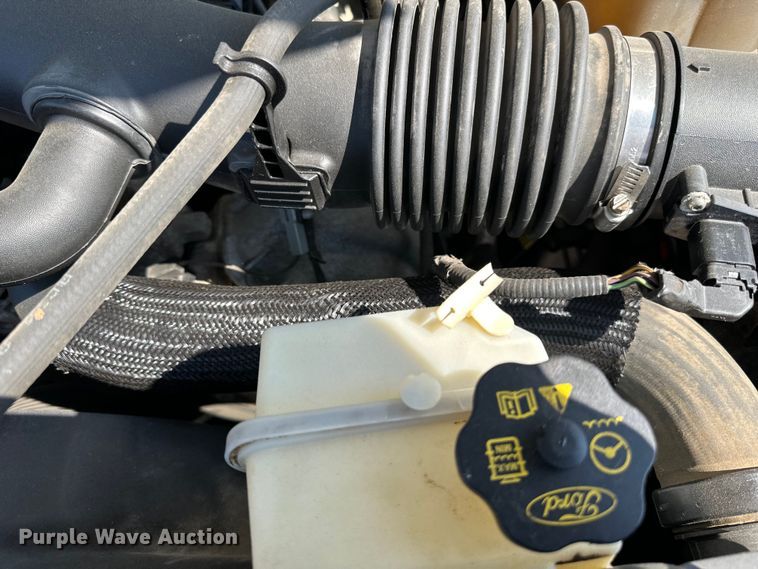 image for item LR9362 2008 Ford  F450 Super Duty fiber optic splicing truck