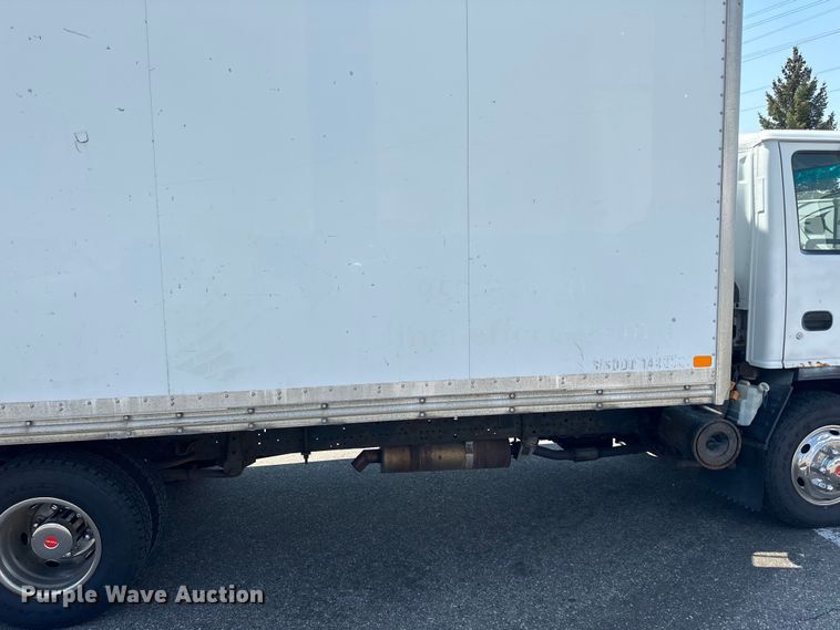 image for item LR9363 2004 Isuzu  NPR box truck