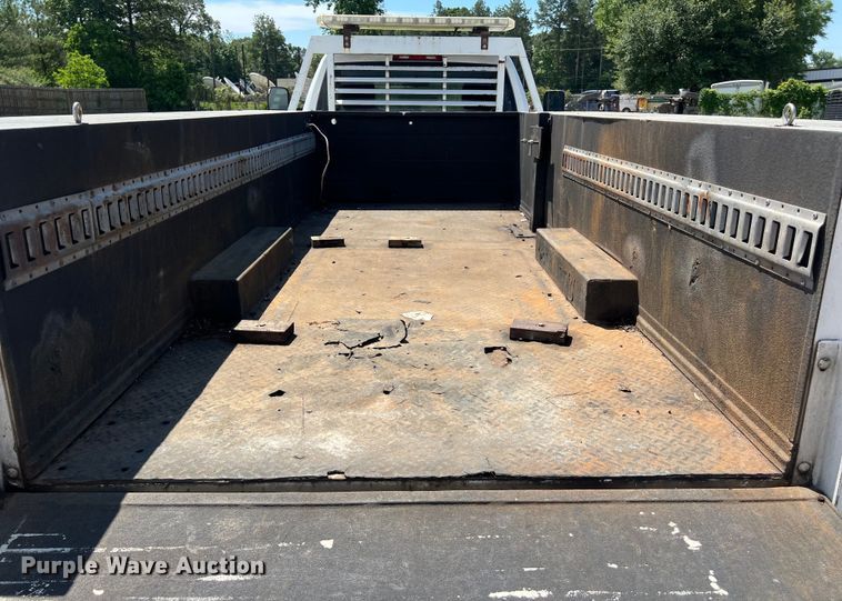 image for item LU9852 2012 Dodge Ram 4500 utility bed pickup truck