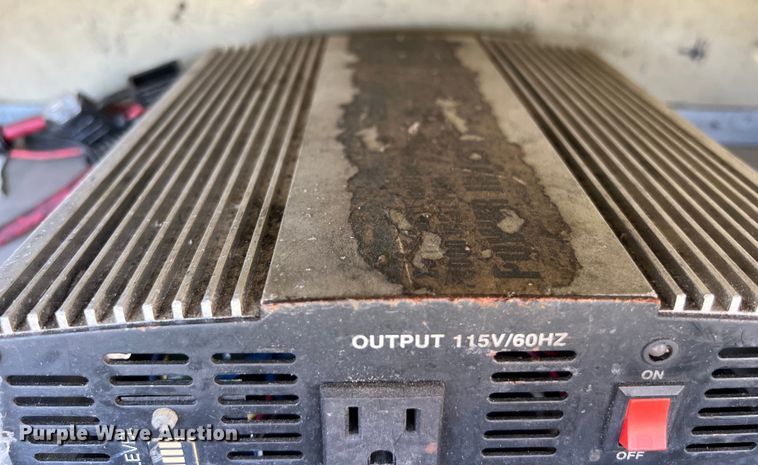 image for item LU9852 2012 Dodge Ram 4500 utility bed pickup truck