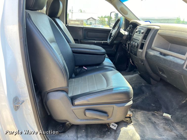 image for item LU9852 2012 Dodge Ram 4500 utility bed pickup truck