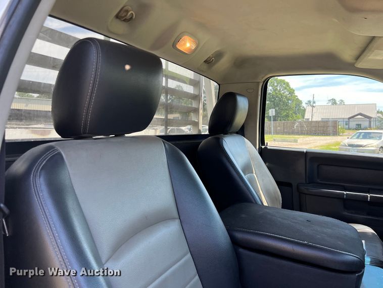 image for item LU9852 2012 Dodge Ram 4500 utility bed pickup truck