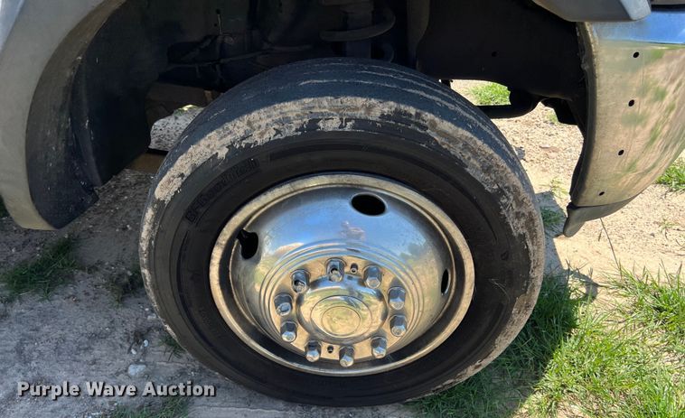 image for item LU9852 2012 Dodge Ram 4500 utility bed pickup truck