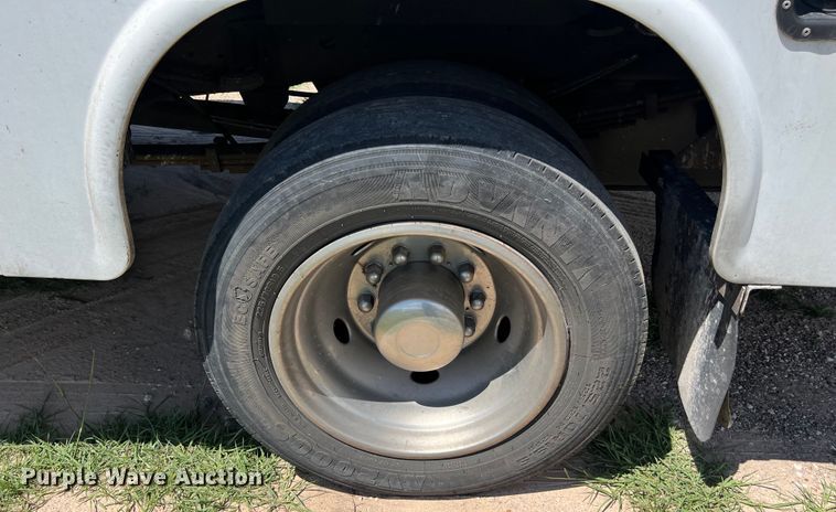 image for item LU9852 2012 Dodge Ram 4500 utility bed pickup truck