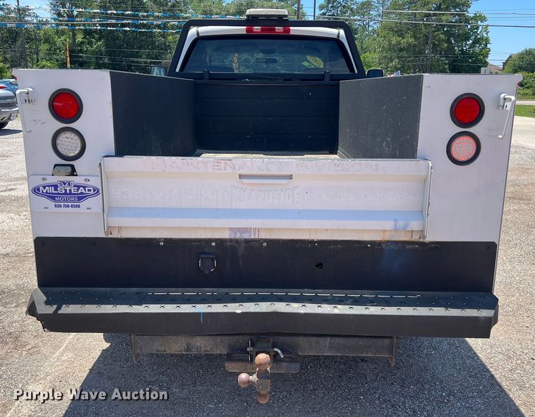 image for item LU9854 2007 Dodge Ram 2500HD Quad Cab utility bed pickup truck