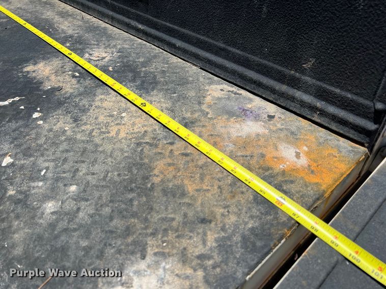 image for item LU9854 2007 Dodge Ram 2500HD Quad Cab utility bed pickup truck