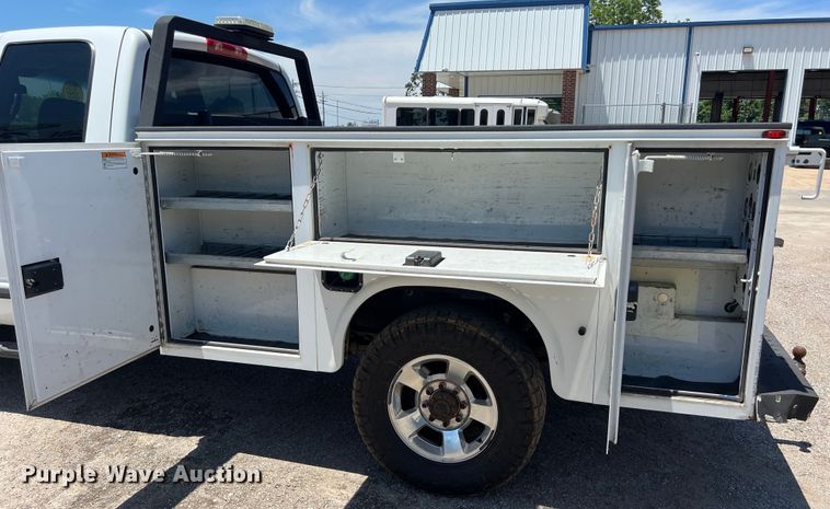 image for item LU9854 2007 Dodge Ram 2500HD Quad Cab utility bed pickup truck