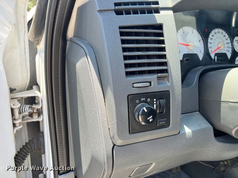 image for item LU9854 2007 Dodge Ram 2500HD Quad Cab utility bed pickup truck