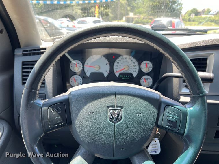 image for item LU9854 2007 Dodge Ram 2500HD Quad Cab utility bed pickup truck