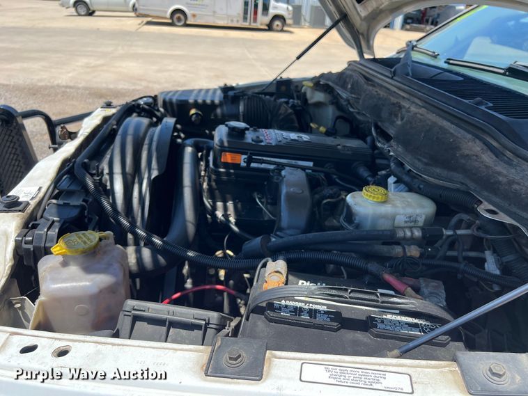 image for item LU9854 2007 Dodge Ram 2500HD Quad Cab utility bed pickup truck