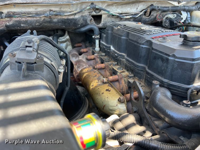 image for item LU9854 2007 Dodge Ram 2500HD Quad Cab utility bed pickup truck