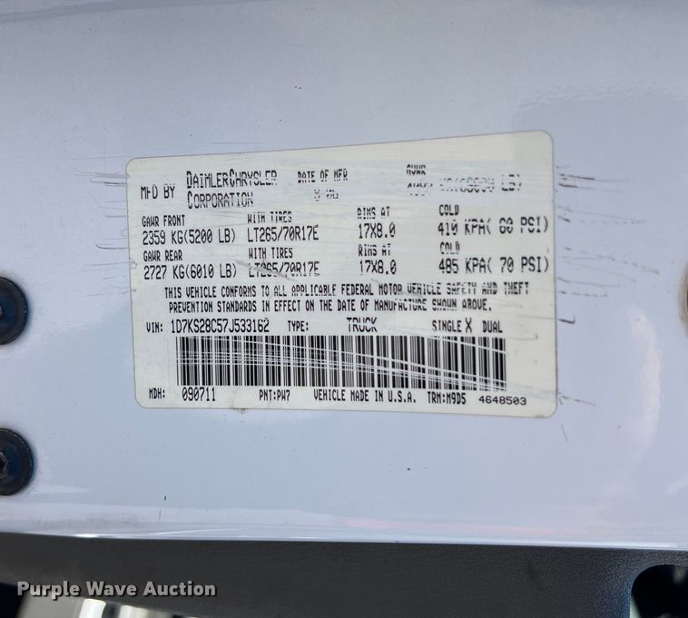 image for item LU9854 2007 Dodge Ram 2500HD Quad Cab utility bed pickup truck