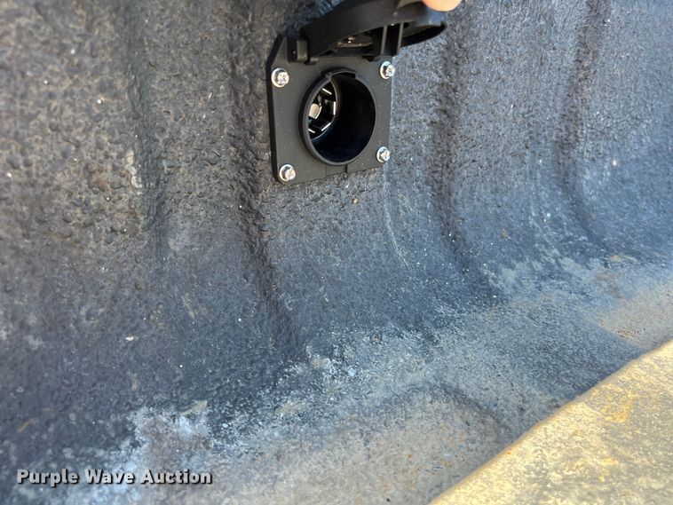 image for item LU9855 2000 Ford F-250 Super Duty Lariat Crew Cab pickup truck