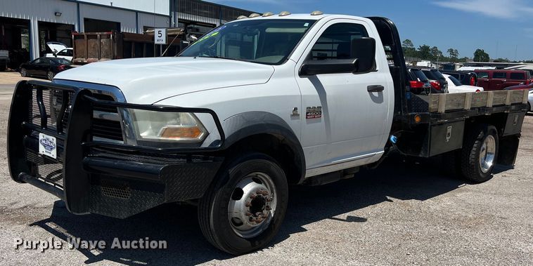 image for item LU9856 2012 Dodge Ram 4500HD flatbed pickup truck