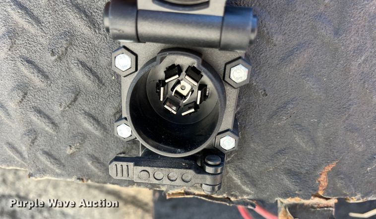 image for item LU9856 2012 Dodge Ram 4500HD flatbed pickup truck